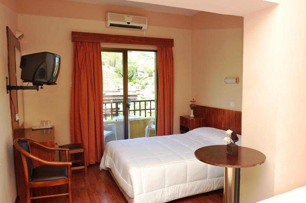 Ekali Hotel Kakopetria Exterior photo